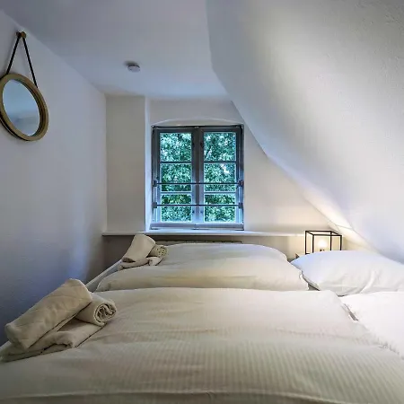 Luette-Deern Apartman *